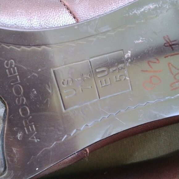 Aerosoles Brown Suede and Leather Heels - Picture 9 of 12